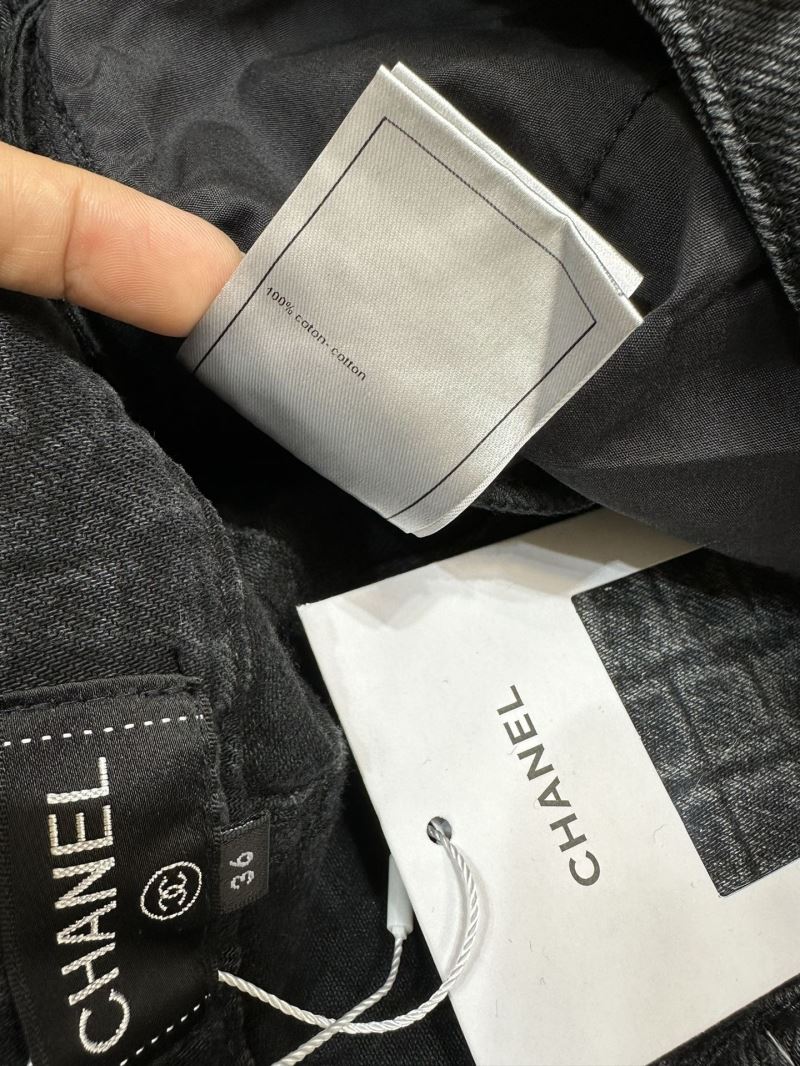 Chanel Jeans